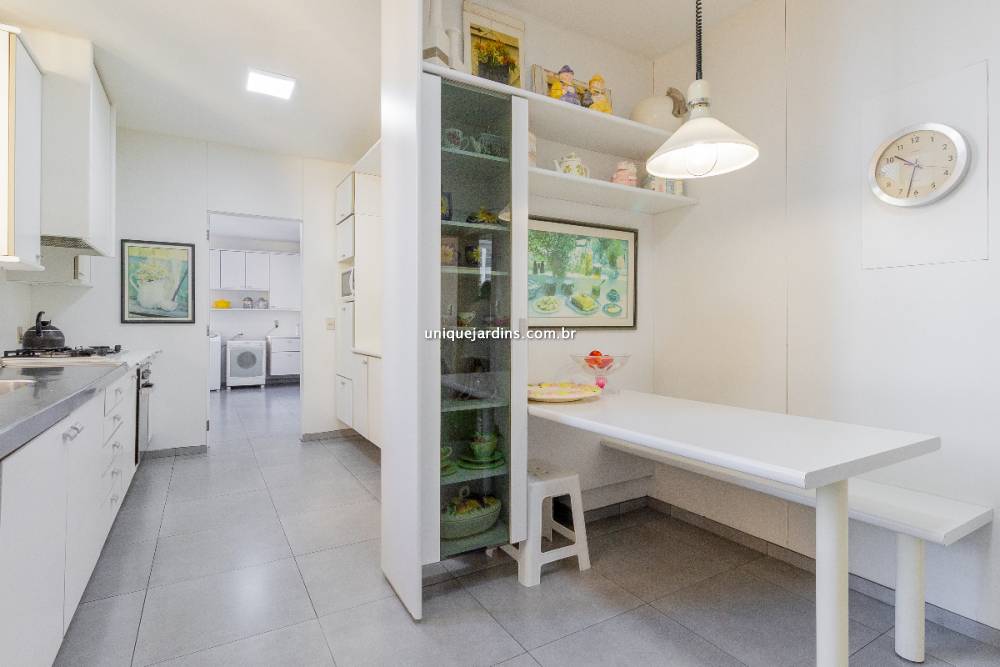 Apartamento à venda na Rua Dr. Gabriel dos SantosHigienópolis - 999-apartamento-higienopolis-sao-paulo-110301-8.jpg