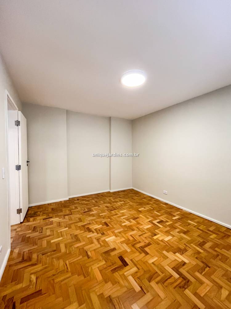 Apartamento à venda na Rua JapãoItaim Bibi - 999-apartamento-itaim-bibi-sao-paulo-121158-0.jpg