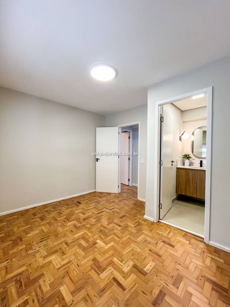 Apartamento à venda na Rua JapãoItaim Bibi - 999-apartamento-itaim-bibi-sao-paulo-121158-4.jpg