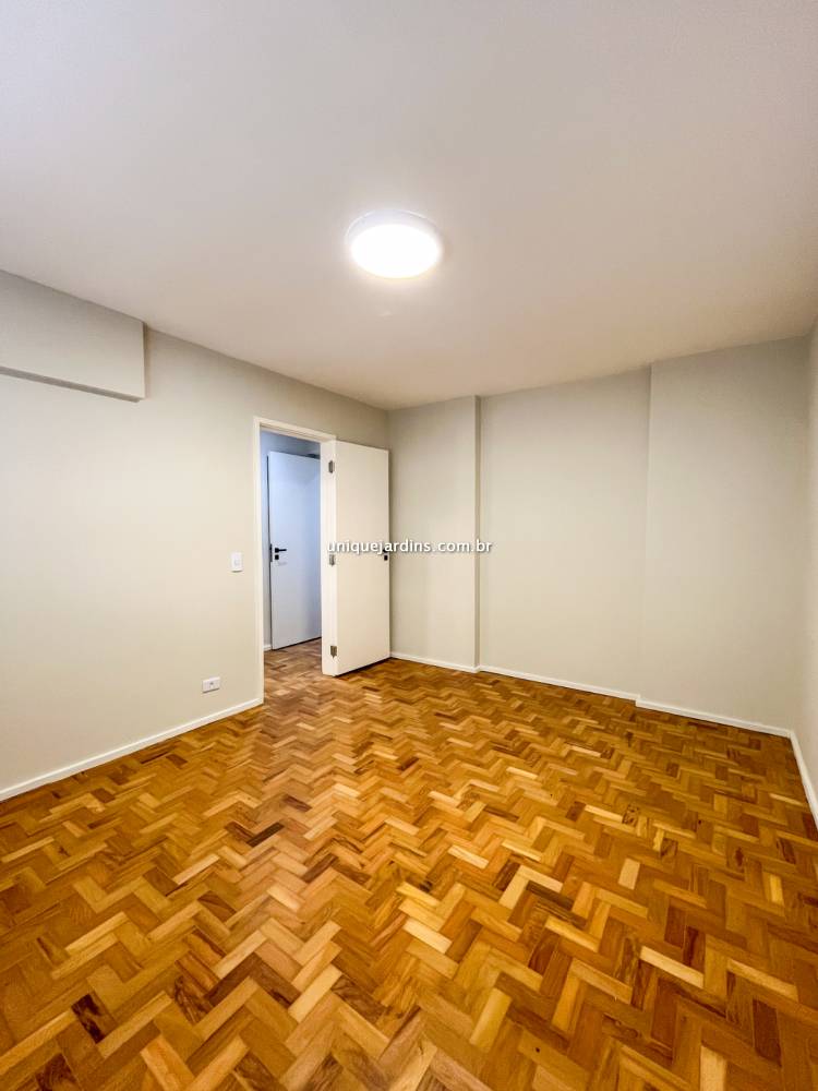 Apartamento à venda na Rua JapãoItaim Bibi - apartamento-itaim-bibi-sao-paulo-121128-19.jpg