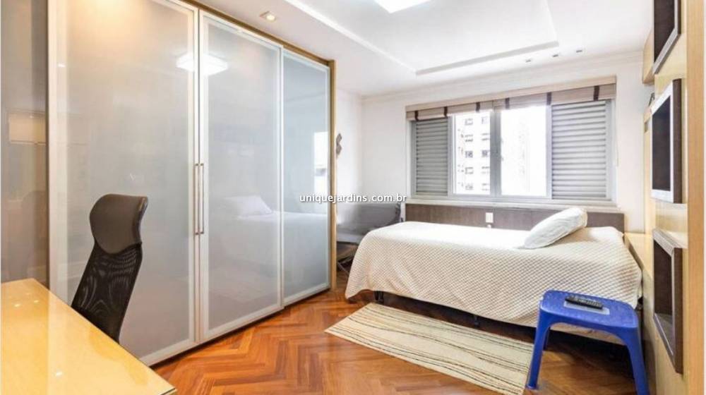 Apartamento à venda na Rua dos InglesesBela Vista - 999-apartamento-bela-vista-sao-paulo-131809-1.jpg