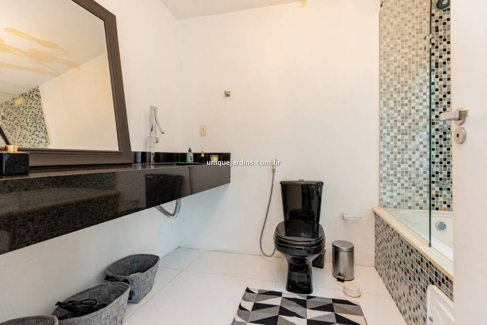 Casa Padrão à venda na Rua Tomé PortesBrooklin - 999-casa-padrao-brooklin--sao-paulo-090135-14.jpg