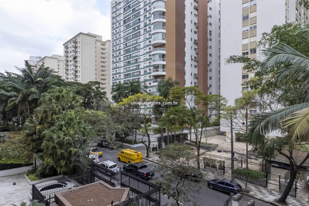 Apartamento à venda na Rua Pedroso AlvarengaItaim Bibi - apartamento-itaim-bibi-sao-paulo-084131-7.jpg