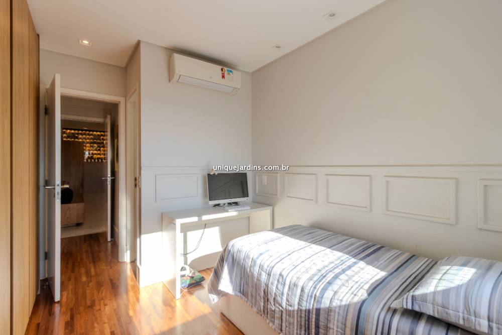 Apartamento à venda na Rua Volta RedondaCampo Belo - 999-apartamento-campo-belo-sao-paulo-100910-3.jpg
