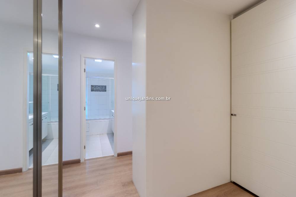 Apartamento à venda na Rua Volta RedondaCampo Belo - 999-apartamento-campo-belo-sao-paulo-102944-2.jpg