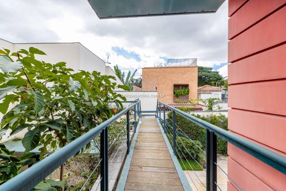 Casa Padrão à venda na Rua Prestes JoãoJardim Luzitânia - 999-casa-padrao-jardim-luzitania-sao-paulo-090735-12.jpg