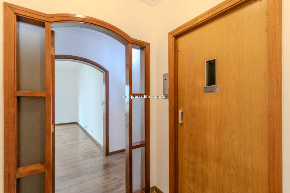 Apartamento à venda na Rua EdsonCampo Belo - 999-apartamento-campo-belo-sao-paulo-095752-1.jpg
