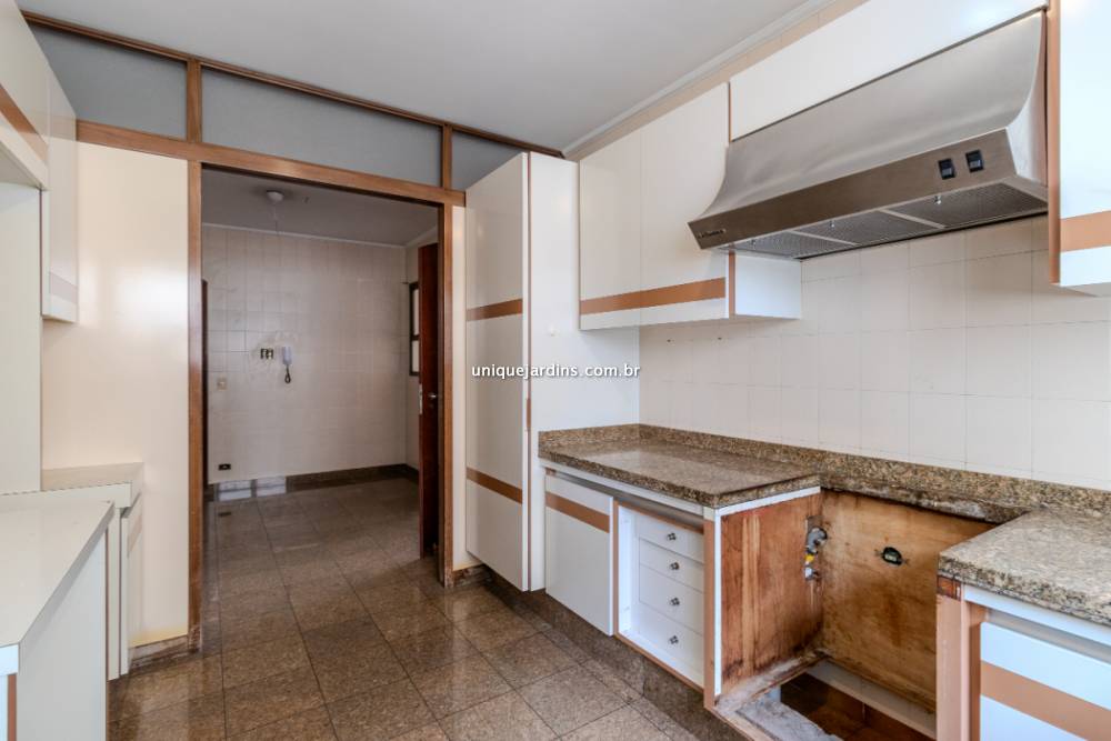 Apartamento à venda na Rua EdsonCampo Belo - apartamento-campo-belo-sao-paulo-095721-14.jpg