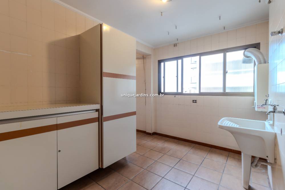 Apartamento à venda na Rua EdsonCampo Belo - apartamento-campo-belo-sao-paulo-095721-15.jpg