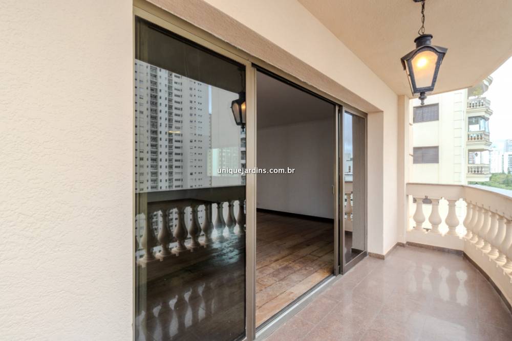 Apartamento à venda na Rua EdsonCampo Belo - apartamento-campo-belo-sao-paulo-095721-7.jpg