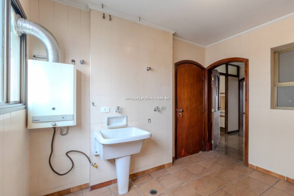 Apartamento à venda na Rua EdsonCampo Belo - apartamento-campo-belo-sao-paulo-095722-18.jpg