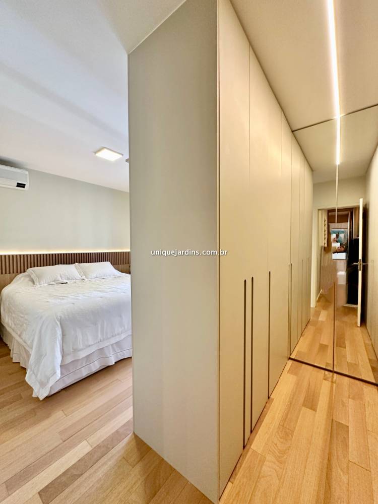 Apartamento à venda na Rua Pedroso AlvarengaItaim Bibi - 999-apartamento-itaim-bibi-sao-paulo-142239-5.jpg