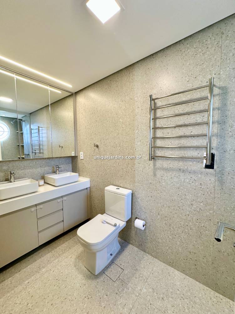 Apartamento à venda na Rua Pedroso AlvarengaItaim Bibi - 999-apartamento-itaim-bibi-sao-paulo-142240-12.jpg