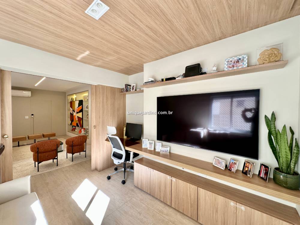 Apartamento à venda na Rua Pedroso AlvarengaItaim Bibi - 999-apartamento-itaim-bibi-sao-paulo-142312-0.jpg