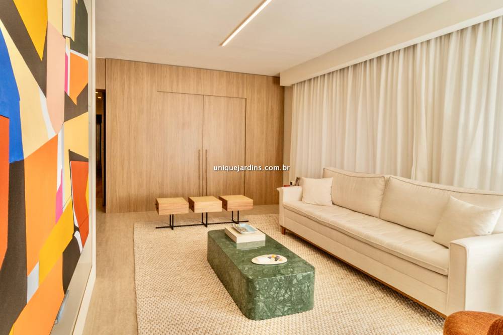 Apartamento à venda na Rua Pedroso AlvarengaItaim Bibi - apartamento-itaim-bibi-sao-paulo-141954-2.jpg