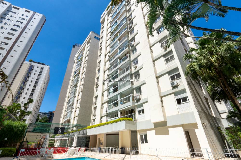 Apartamento à venda na Rua Bueno BrandãoVila Nova Conceição - 999-apartamento-vila-nova-conceicao-sao-paulo-150821-3.jpg