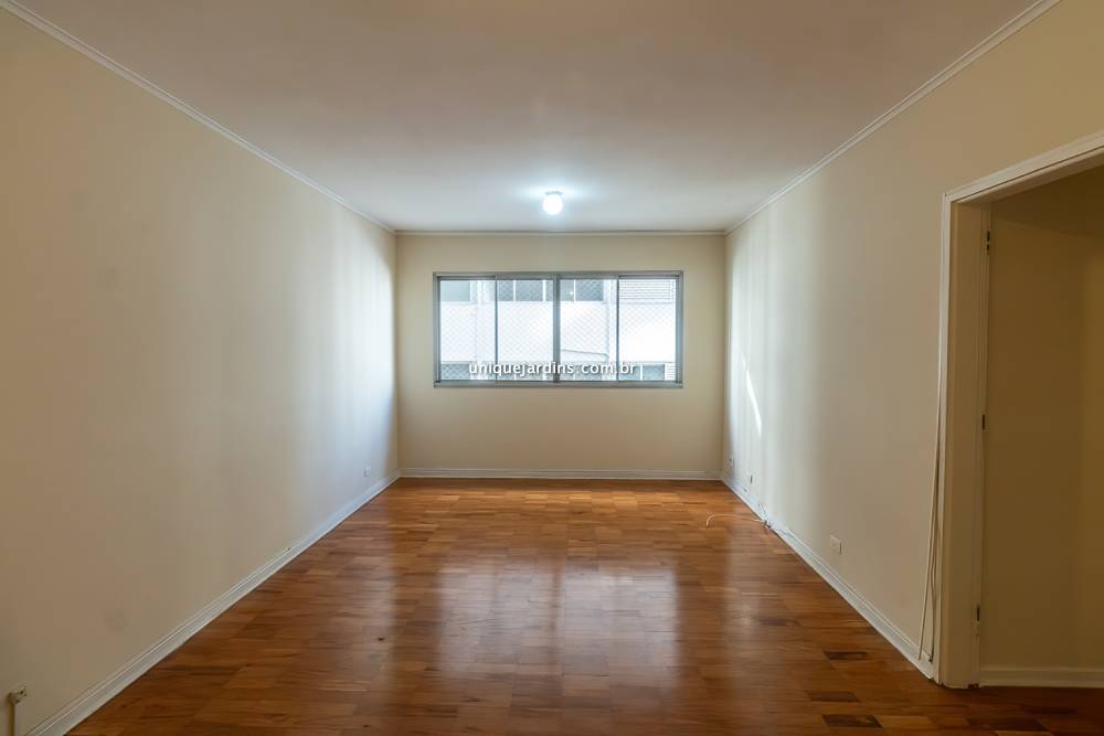 Apartamento para alugar na Rua Jesuíno ArrudaItaim Bibi - 999-apartamento-itaim-bibi-sao-paulo-081309-4.jpg