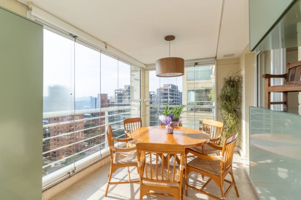 Apartamento à venda na Alameda dos AicásMoema - 999-apartamento-moema-sao-paulo-142610-1.jpg