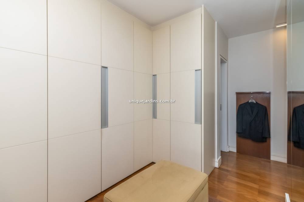 Apartamento à venda na Alameda dos AicásMoema - 999-apartamento-moema-sao-paulo-142636-4.jpg