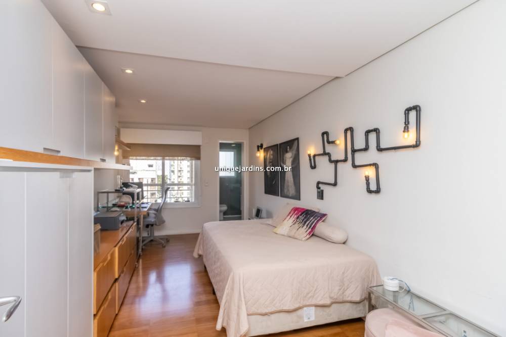 Apartamento à venda na Alameda dos AicásMoema - 999-apartamento-moema-sao-paulo-142656-0.jpg
