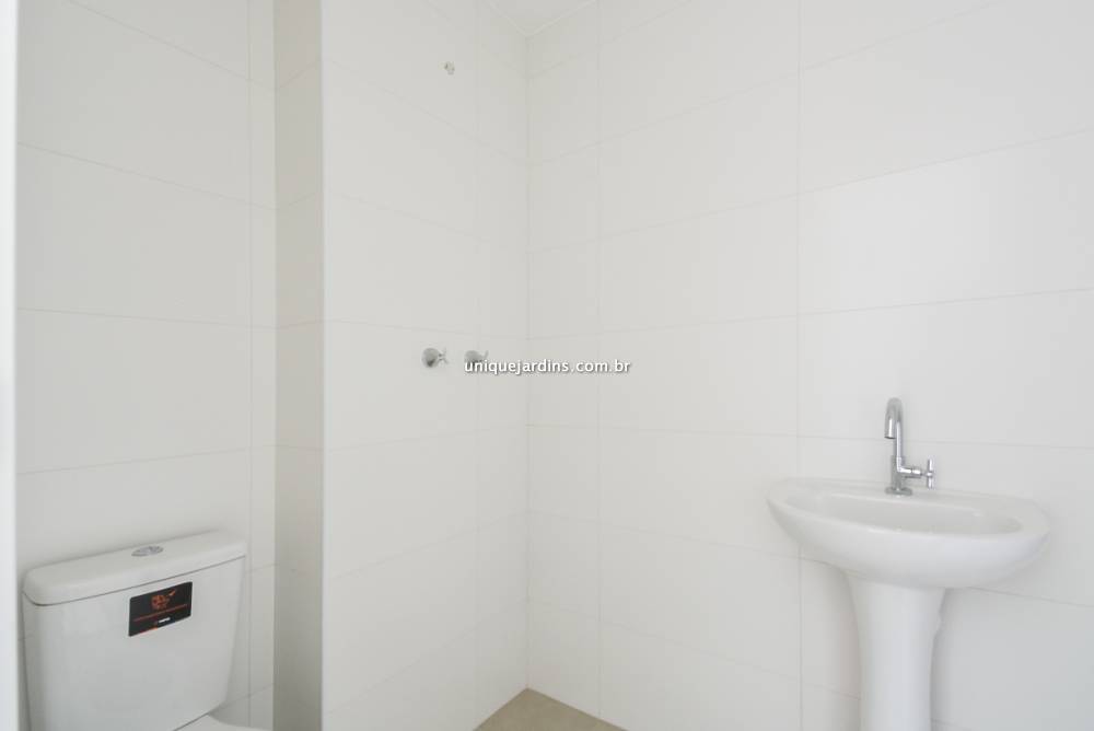 Apartamento à venda na Rua PintassilgoMoema - 999-apartamento-moema-sao-paulo-133112-3.jpg