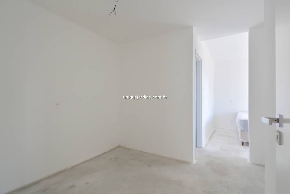 Apartamento à venda na Rua PintassilgoMoema - 999-apartamento-moema-sao-paulo-133130-0.jpg