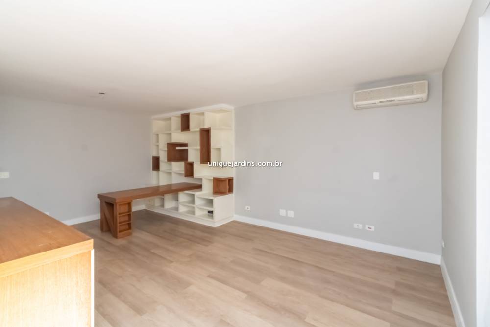 Cobertura Duplex à venda na Rua Jesuíno ArrudaItaim Bibi - cobertura-duplex-itaim-bibi-sao-paulo-093654-12.jpg