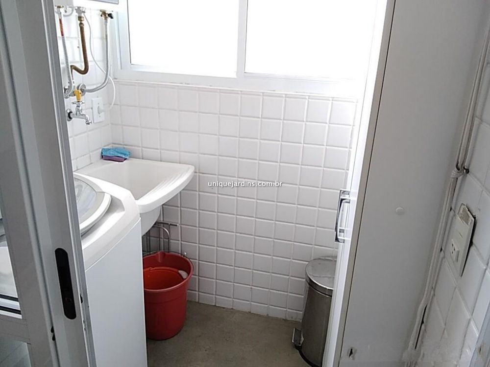 Apartamento para alugar na Rua Silva CorreiaVila Nova Conceição - 120754-4.jpg