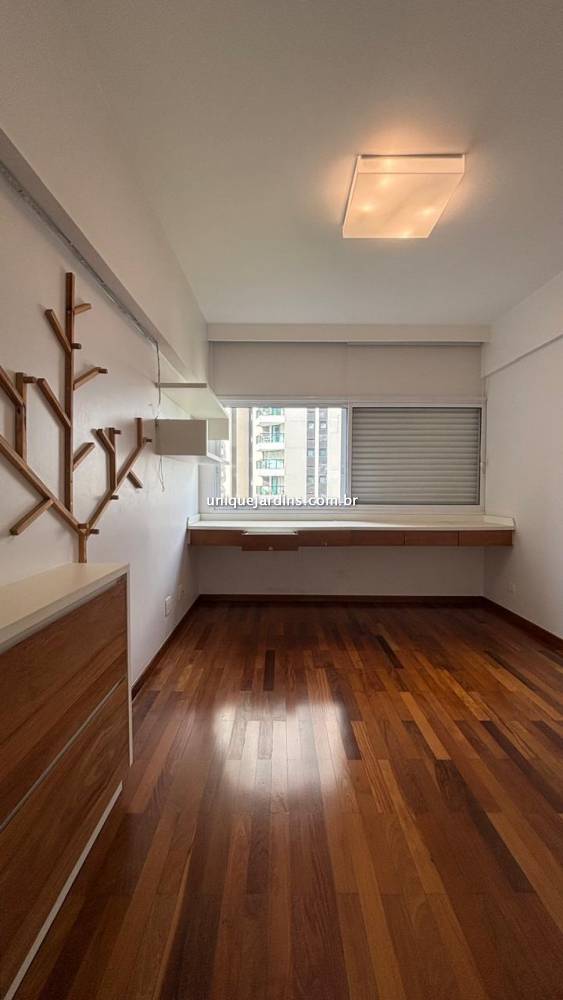 Apartamento à venda na Rua Sampaio VianaParaíso - 999-apartamento-paraiso-sao-paulo-194907-1.jpg