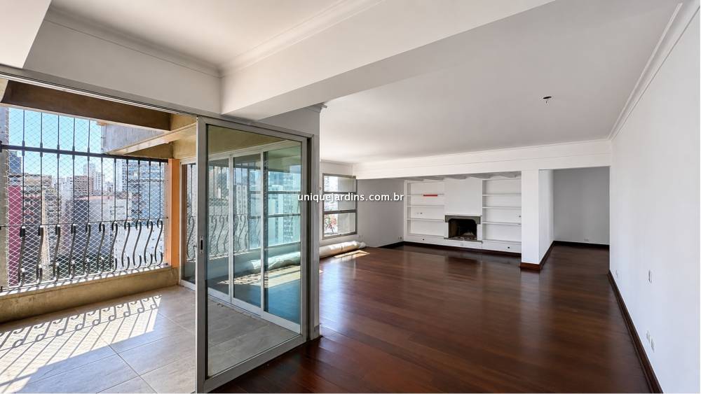 Apartamento à venda na Rua Oscar FreireJardim América - 999-apartamento-jardim-america-sao-paulo-133829-1.jpg