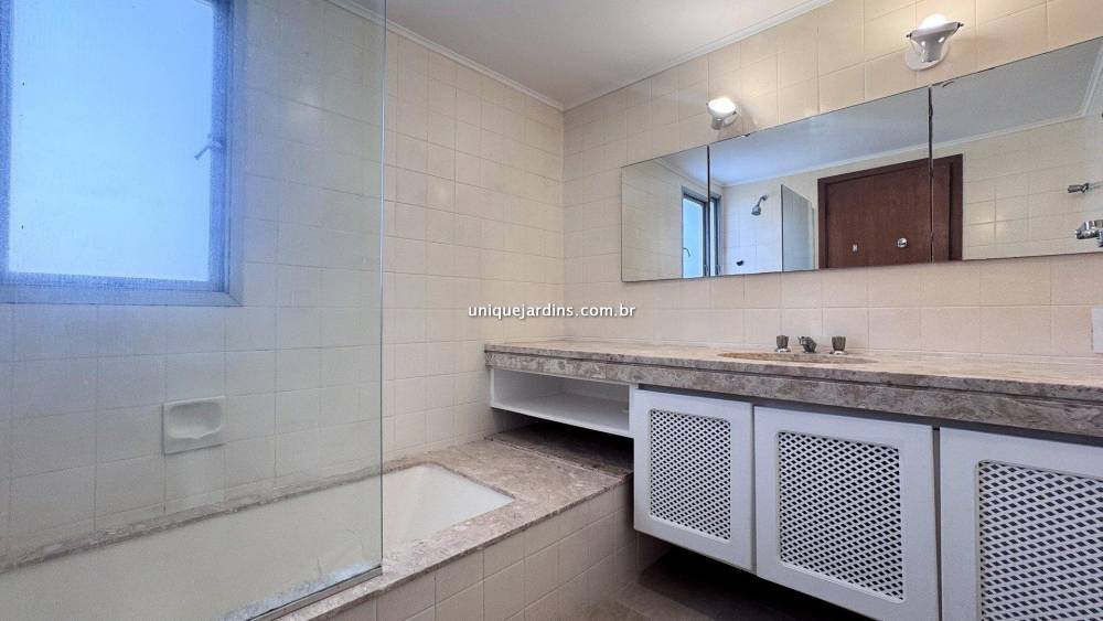 Apartamento à venda na Rua Oscar FreireJardim América - apartamento-jardim-america-sao-paulo-130907-14.jpg