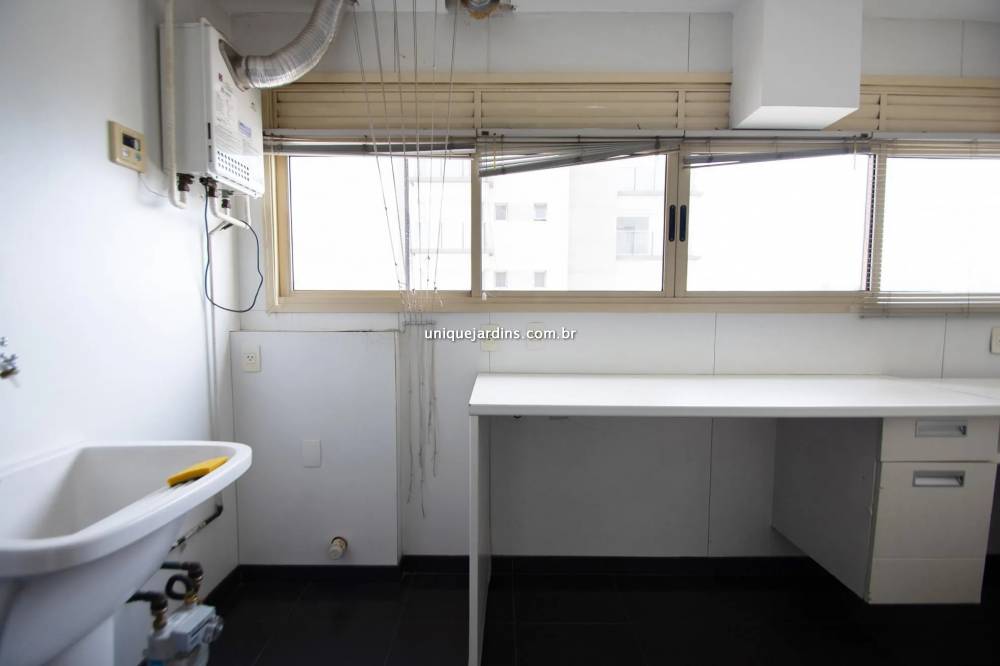 Apartamento à venda na Rua Doutor Virgílio de Carvalho PintoPinheiros - 999-apartamento-pinheiros-sao-paulo-095005-1.jpg