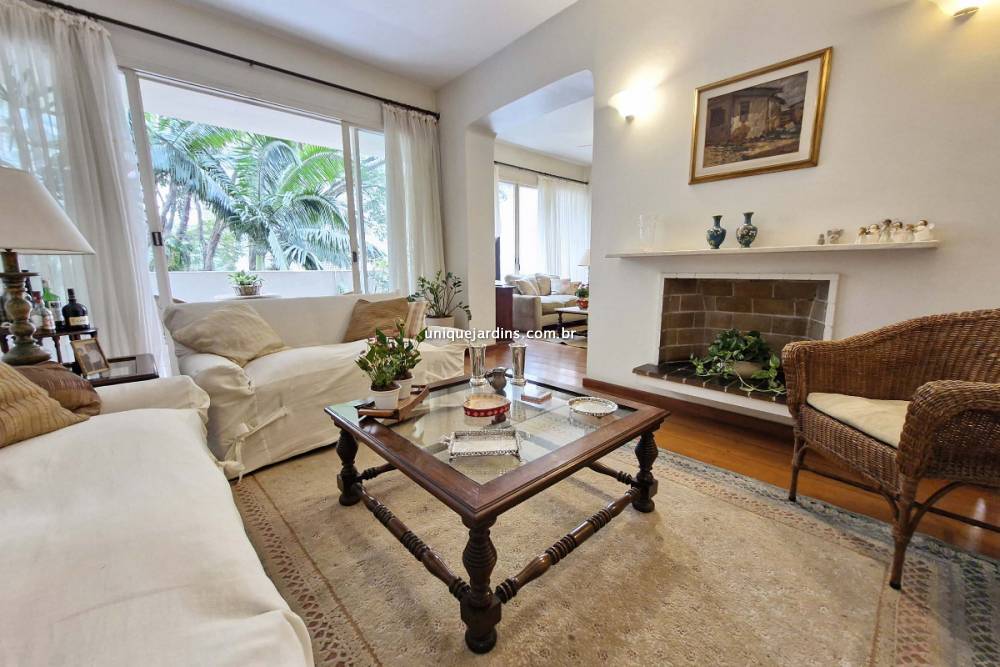 Apartamento à venda na Alameda FrancaJardim América - 999-apartamento-jardim-america-sao-paulo-202631-1.jpg