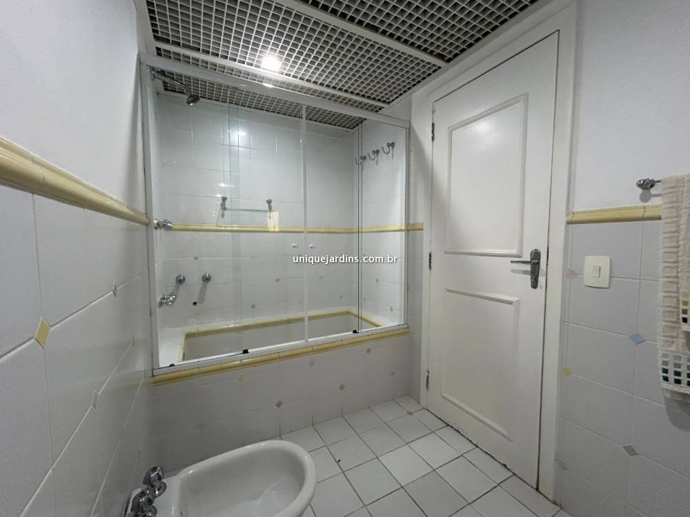 Apartamento à venda na Rua MaranhãoHigienópolis - 999-apartamento-higienopolis-sao-paulo-092522-0.jpg