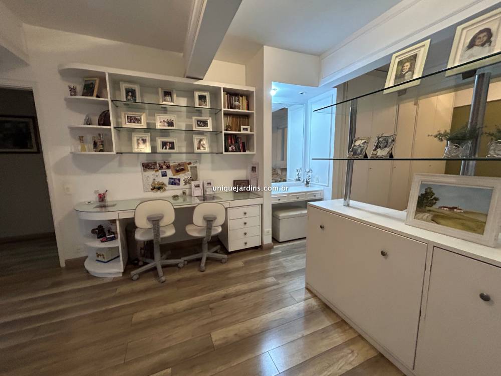 Apartamento à venda na Rua MaranhãoHigienópolis - 999-apartamento-higienopolis-sao-paulo-092522-3.jpg