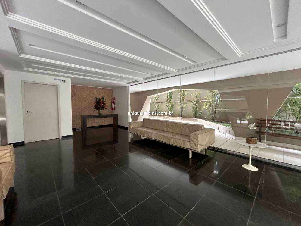 Apartamento à venda na Rua MaranhãoHigienópolis - 999-apartamento-higienopolis-sao-paulo-092757-2.jpg