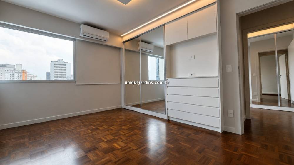 Apartamento à venda na Rua BahiaHigienópolis - 999-apartamento-higienopolis-sao-paulo-101556-1.jpg