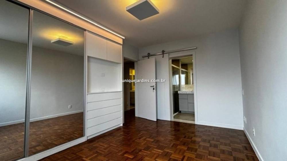 Apartamento à venda na Rua BahiaHigienópolis - 999-apartamento-higienopolis-sao-paulo-101557-2.jpg