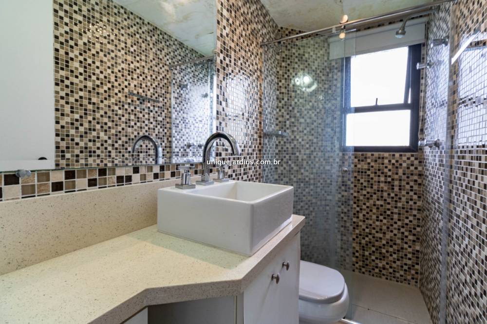 Apartamento à venda na Rua Baltazar da VeigaVila Nova Conceição - apartamento-vila-nova-conceicao-sao-paulo-122453-14.jpg