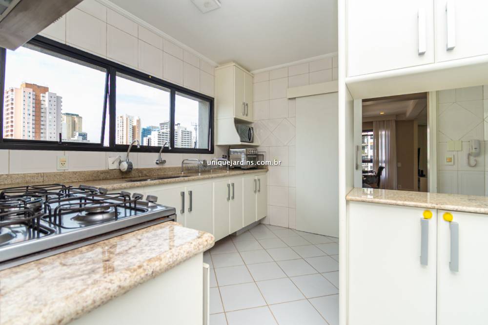 Apartamento à venda na Rua Professor Vahia de AbreuVila Olímpia - 999-apartamento-vila-olimpia-sao-paulo-205843-2.jpg
