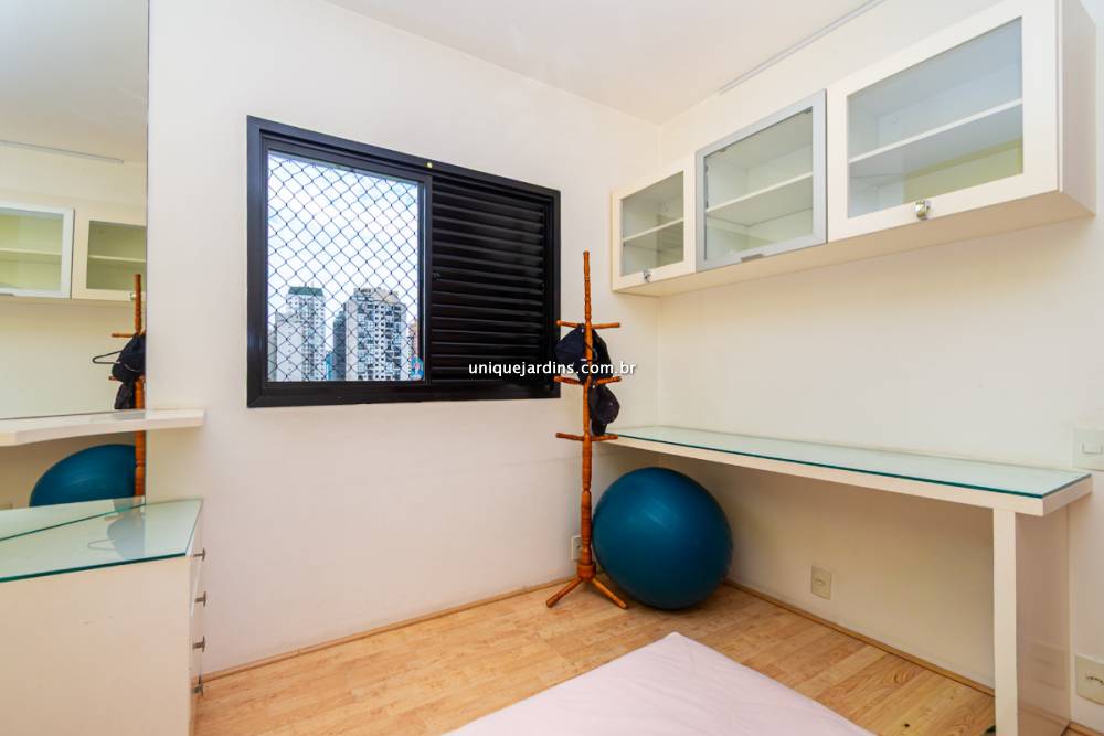 Apartamento à venda na Rua Professor Vahia de AbreuVila Olímpia - 999-apartamento-vila-olimpia-sao-paulo-205925-1.jpg