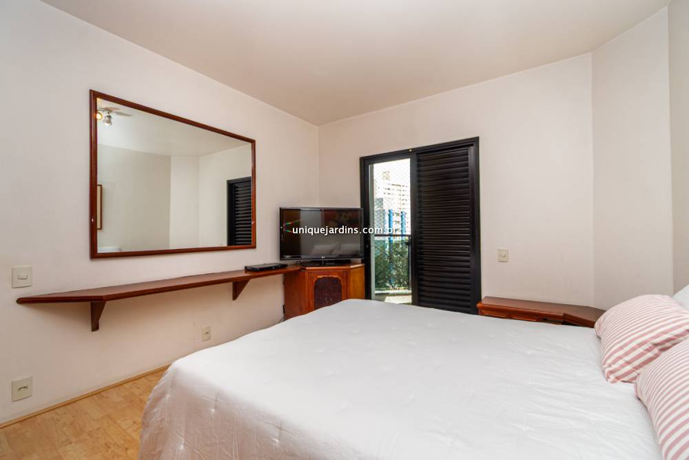 Apartamento à venda na Rua Professor Vahia de AbreuVila Olímpia - 999-apartamento-vila-olimpia-sao-paulo-205925-2.jpg