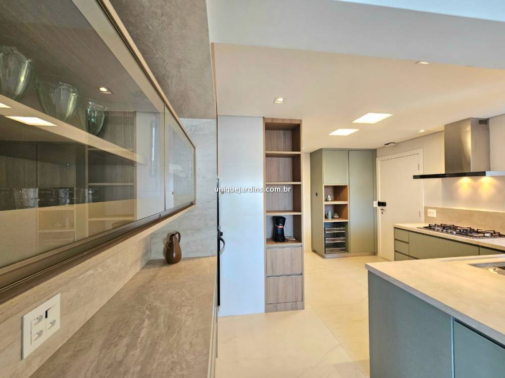 Apartamento à venda na Rua Gabriele D'AnnunzioCampo Belo - 999-apartamento-campo-belo-sao-paulo-220316-3.jpg