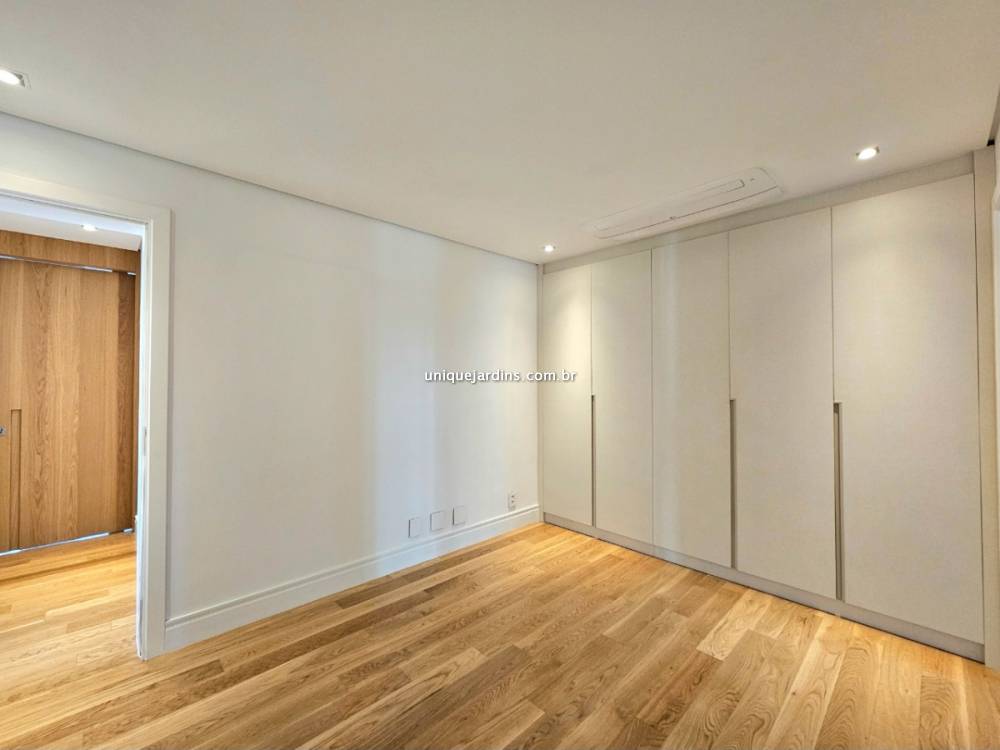 Apartamento à venda na Rua Gabriele D'AnnunzioCampo Belo - 999-apartamento-campo-belo-sao-paulo-221952-10.jpg