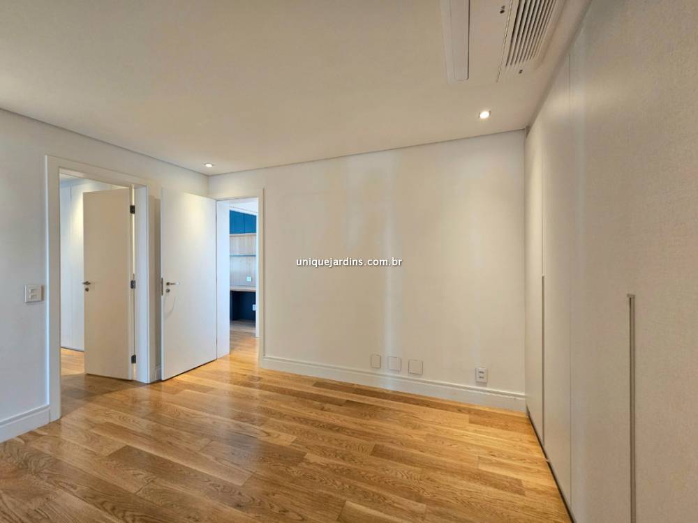 Apartamento à venda na Rua Gabriele D'AnnunzioCampo Belo - 999-apartamento-campo-belo-sao-paulo-221952-8.jpg