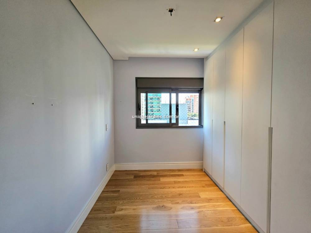 Apartamento à venda na Rua Gabriele D'AnnunzioCampo Belo - 999-apartamento-campo-belo-sao-paulo-222027-2.jpg