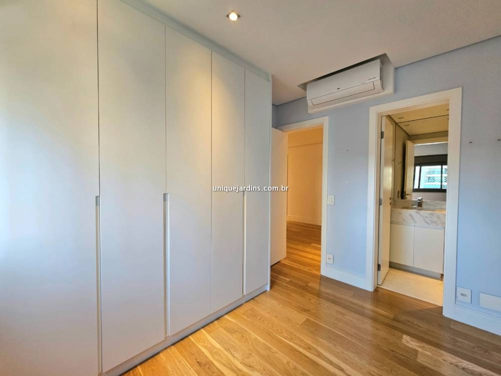Apartamento à venda na Rua Gabriele D'AnnunzioCampo Belo - 999-apartamento-campo-belo-sao-paulo-222027-3.jpg