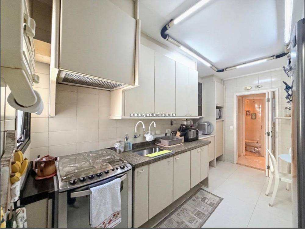 Apartamento à venda na Rua CanárioMoema - 999-apartamento-moema-sao-paulo-090631-10.jpg