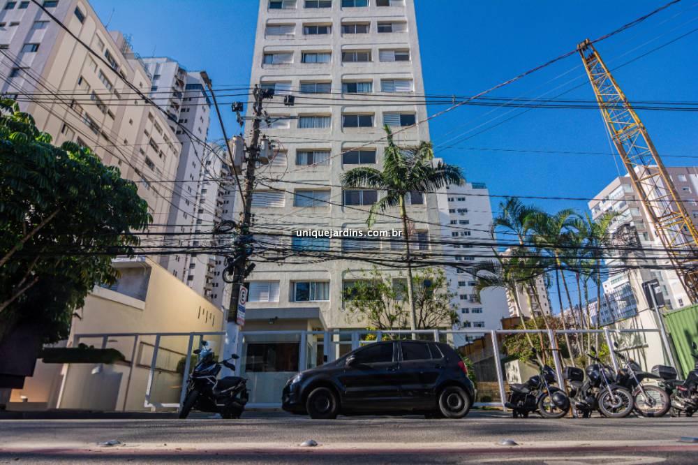 Apartamento à venda na Avenida PavãoMoema - 999-apartamento-moema-sao-paulo-114533-0.jpg