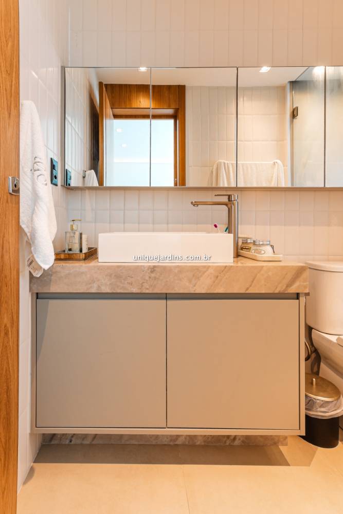 Apartamento à venda na Rua Alves GuimarãesVila Madalena - 999-apartamento-pinheiros-sao-paulo-101918-1.jpg